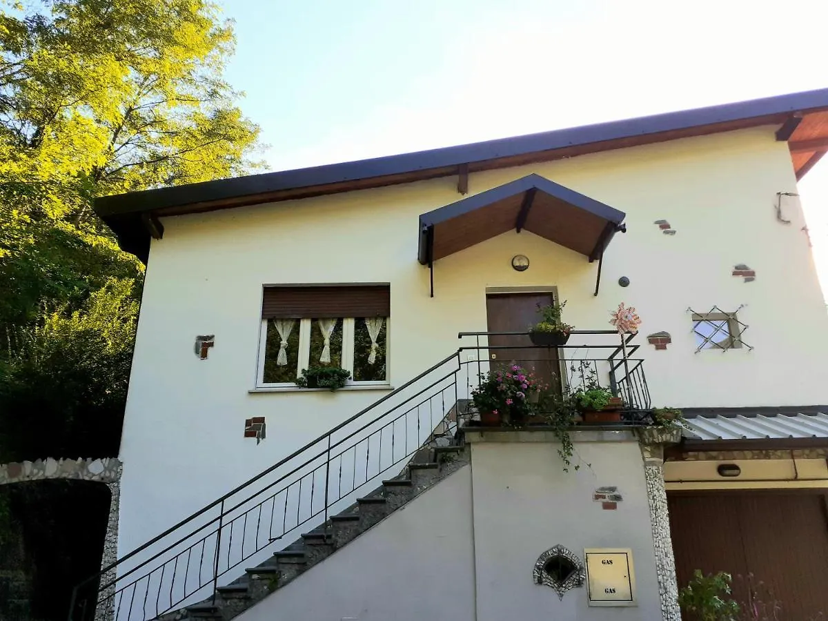 Le Girandole Apartment Como Italy